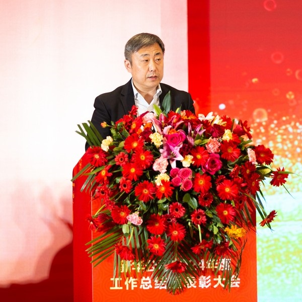 KU酷游官网公司年会 (40 - 65).jpg KU酷游官网公司年会 (40 - 65).jpg